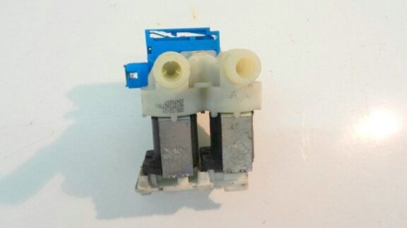 Elettrovalvola lavatrice Whirlpool DLC 7120 cod 461971427961