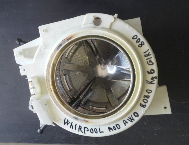 gruppo vasca completo   lavatrice whirlpool awo 8080
kg: 6  giri : 800