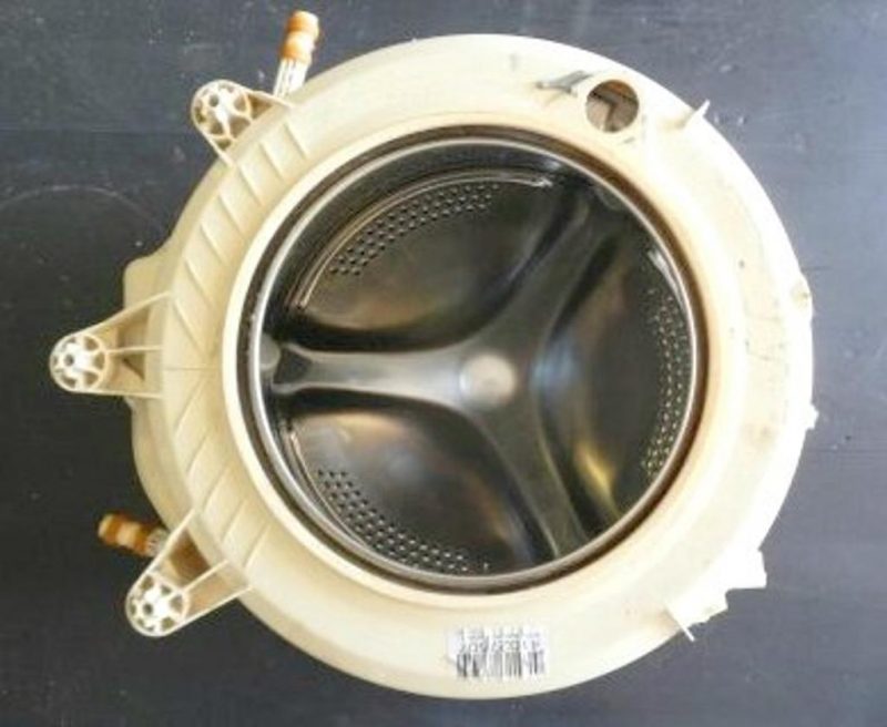 9502 -- 000 (9582) gruppo vasca completo lavatrice candy go w 496d-01s
kg: 9 giri : 1400