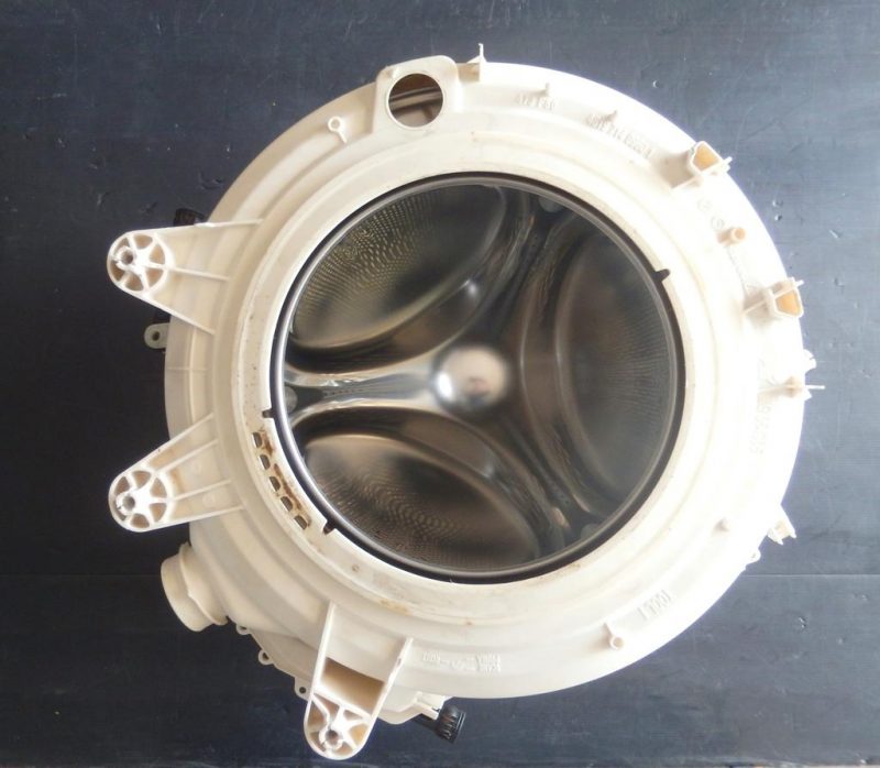 GRUPPO VASCA COMPLETO PER LAVATRICE WHIRLPOOL  AWO/D 6127 
kg 7
giri 1200