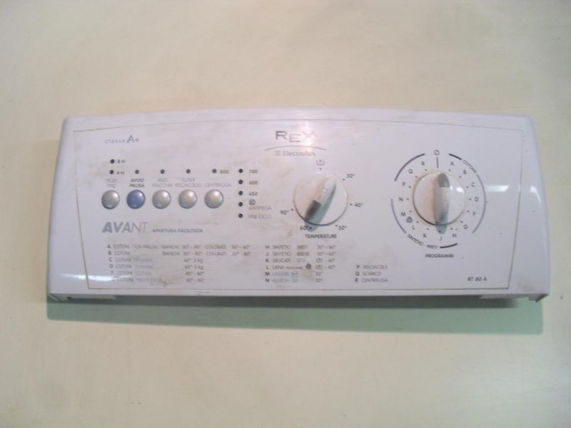 FRONTALE PER LAVATRICE ELECTROLUX RT200 a COMPLETO DI SCHEDA COMANDI COD. 132120247 CODICE ALTERNATIVO: 451523301