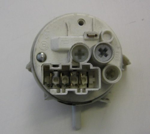 160015915.01   pressostato lavatrice  ariston avsl68