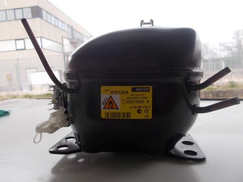 Compressore frigorifero Embraco/Aaspera cod emt40clp-bp1084y / htk12aa