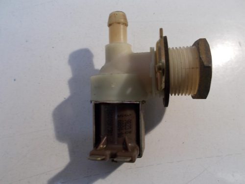 9967 -- 000 (10059) Elettrovalvola lavatrice Indesit WGS633TXIT cod 16000507301